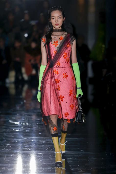 prada vestidos 2018|Prada dresses for fall.